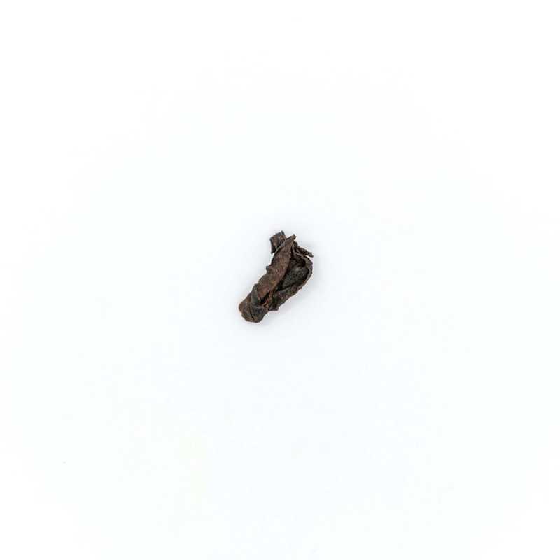 Nannuo Mountain Green Pu'er leaf