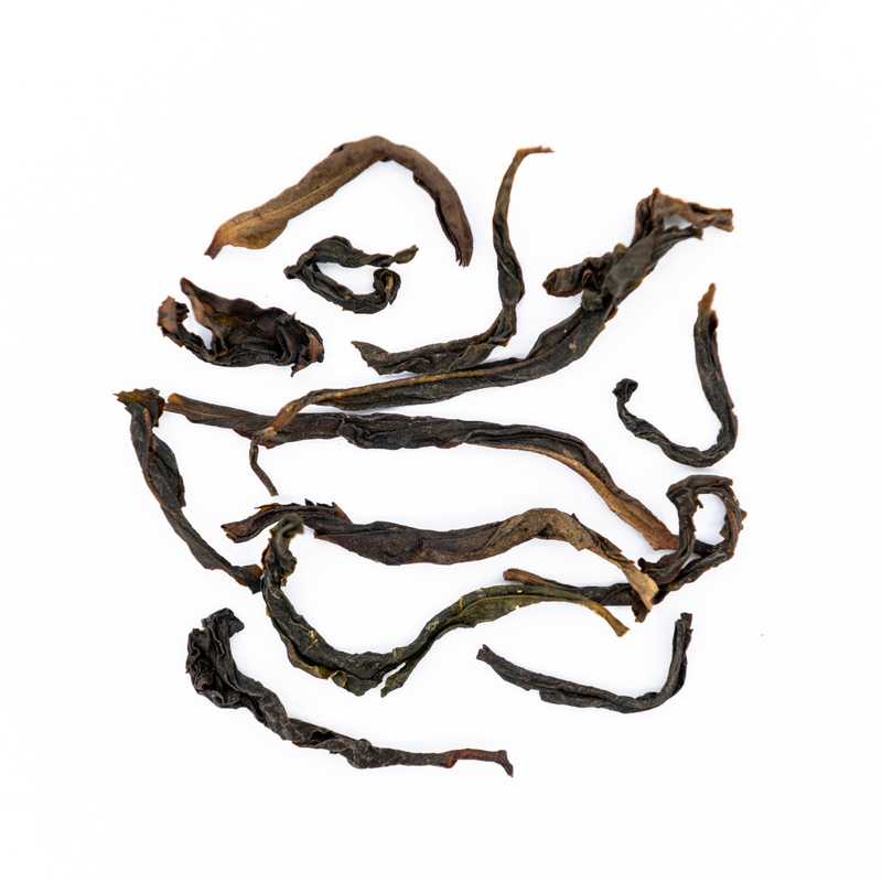 Phoenix Oolong (Iris & Orchid Fragrance) leaves